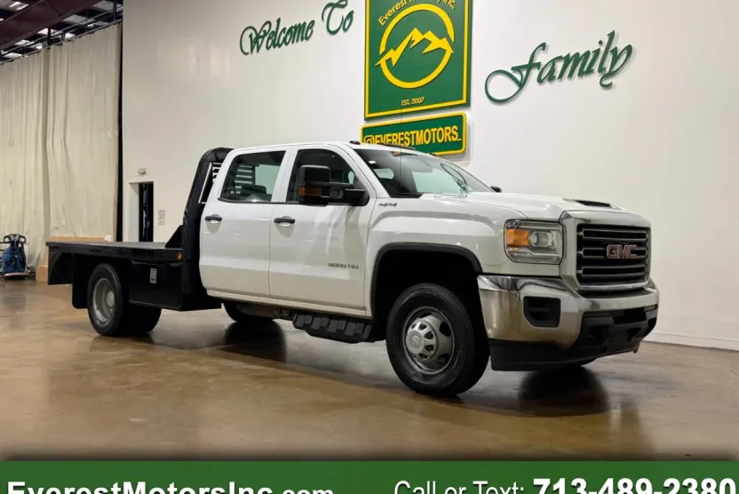 2017 Gmc Sierra Base photo 1