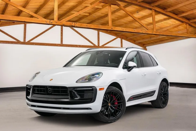 2023 Porsche Macan GTS photo 1