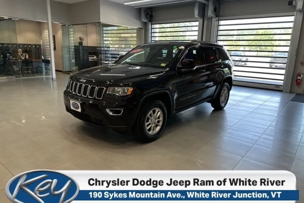 2020 Jeep Grand Cherokee Laredo E photo 1