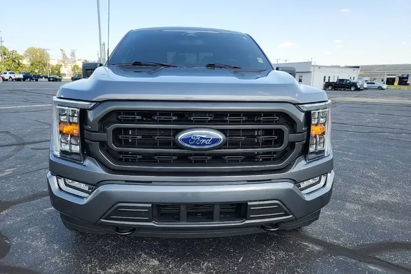 2022 Ford F-150 XLT photo 1