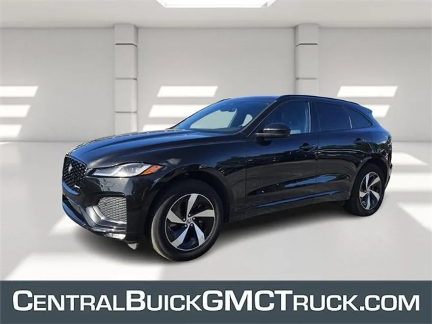 2024 Jaguar F-PACE P250 R-Dynamic S photo 1
