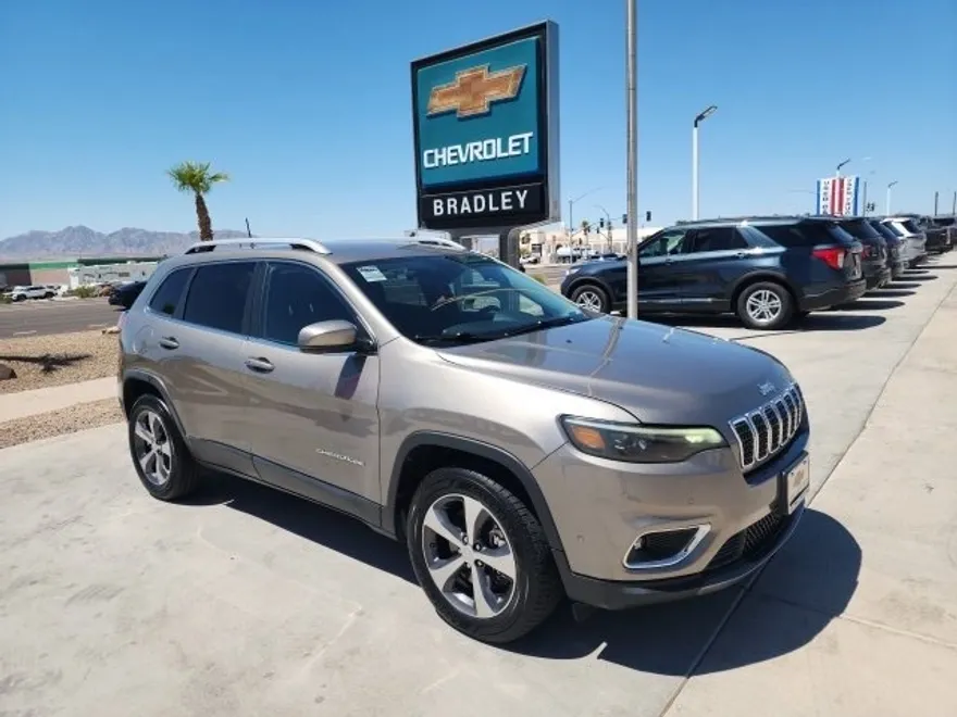 2019 Jeep Cherokee Limited photo 1