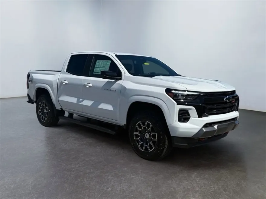 2026 Chevrolet Colorado Z71 photo 1
