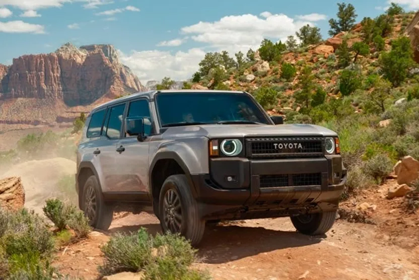 2025 Toyota Land Cruiser photo 1