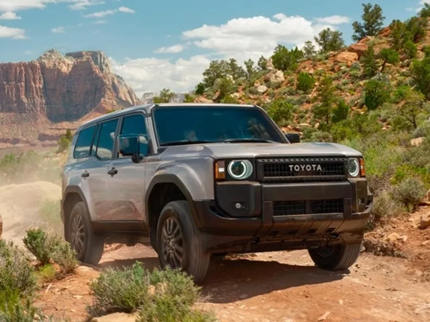 2025 Toyota Land Cruiser photo 1