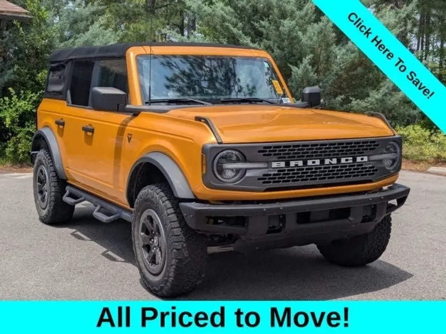 2021 Ford Bronco Base photo 1