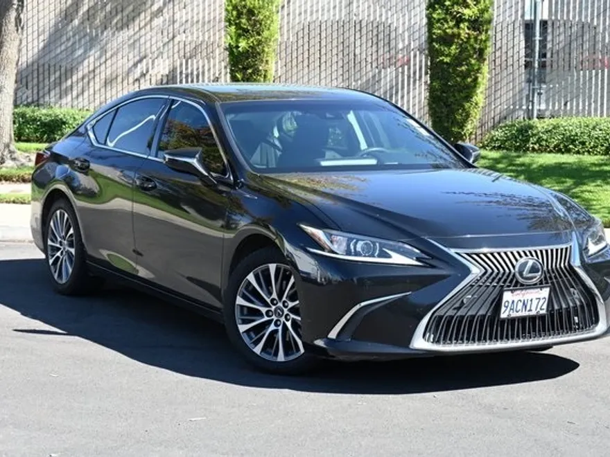 2019 Lexus ES 350 photo 1
