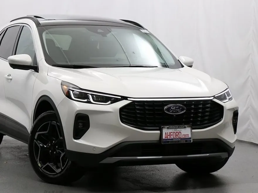 2026 Ford Escape Platinum photo 1