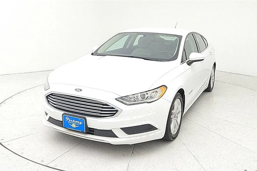2018 Ford Fusion Hybrid S photo 1