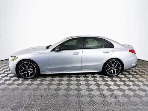 2022 Mercedes Benz C 300 Sedan photo 4