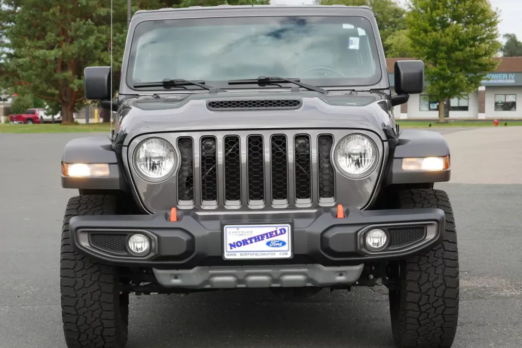 2023 Jeep Gladiator Mojave photo 1