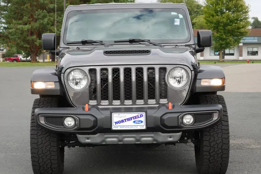 2023 Jeep Gladiator Mojave photo 1