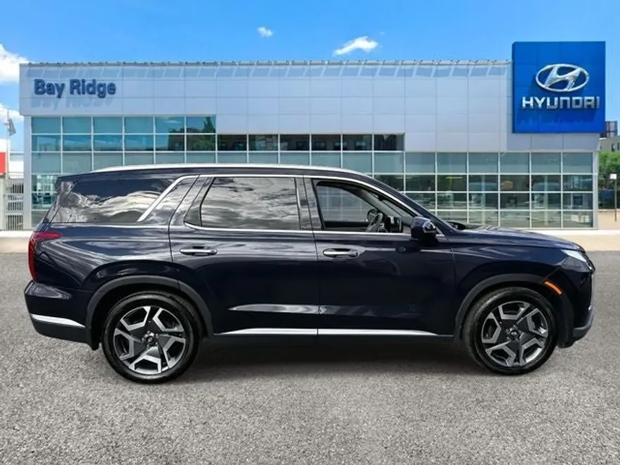 2023 Hyundai Palisade Limited photo 1