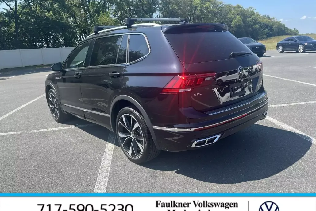 2024 Volkswagen Tiguan SEL R-Line Black photo 1