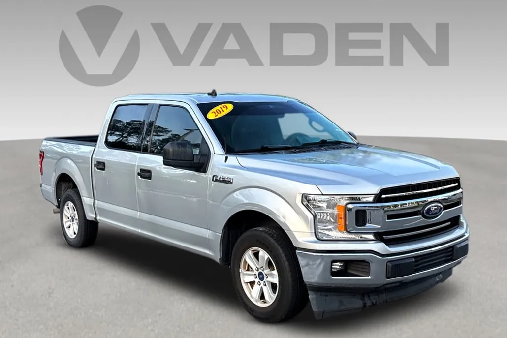 2019 Ford F-150 XLT photo 1