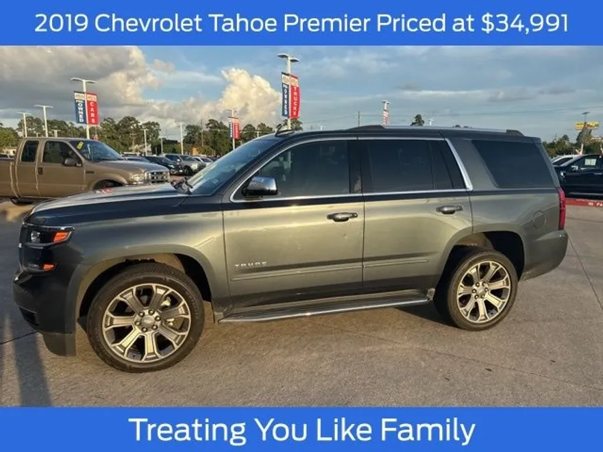 2019 Chevrolet Tahoe Premier photo 1