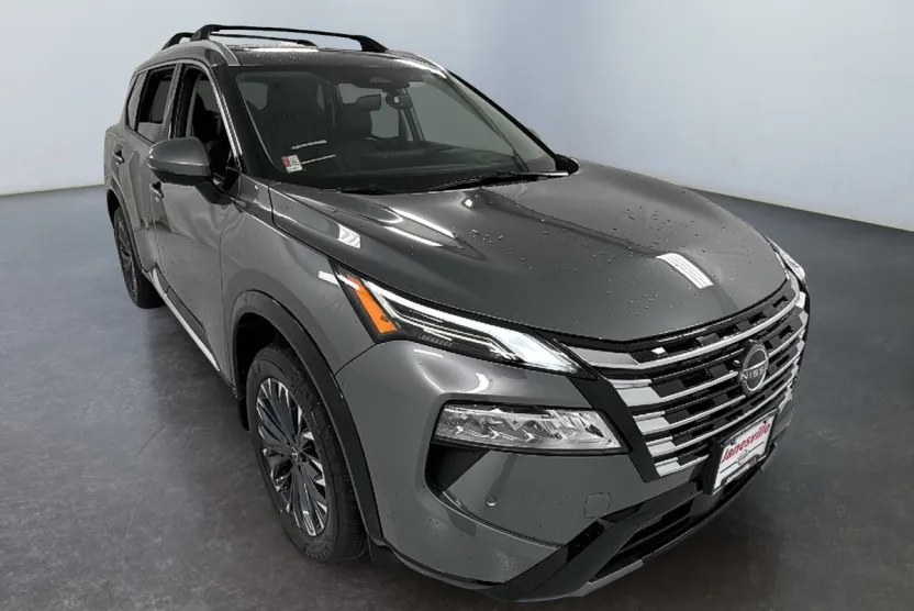 2026 Nissan Rogue Platinum photo 1