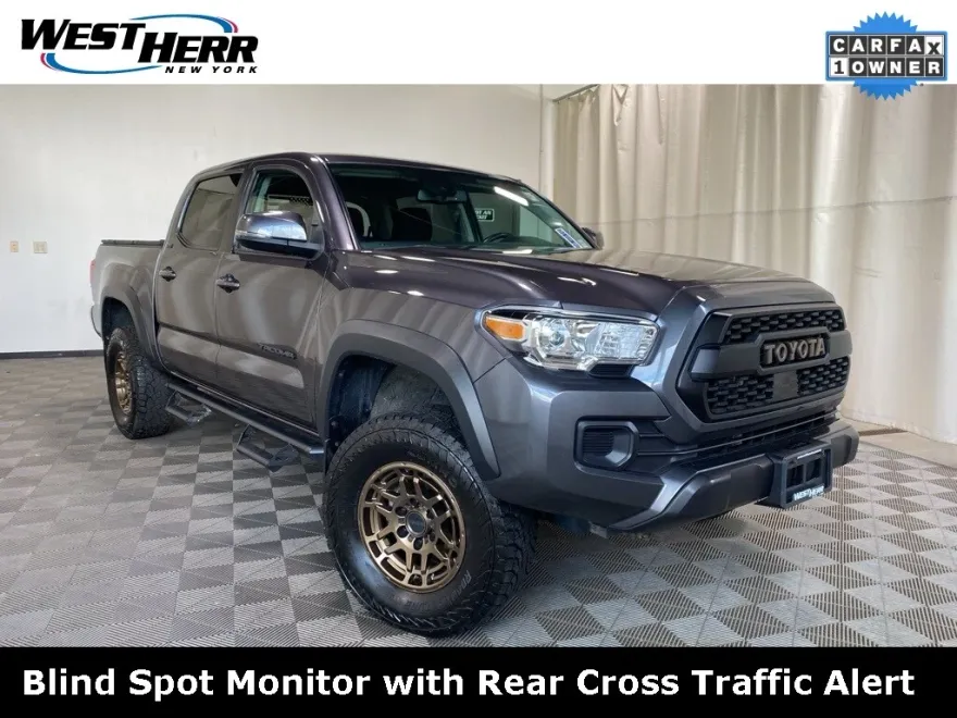 2023 Toyota Tacoma Trail Edition V6 photo 1