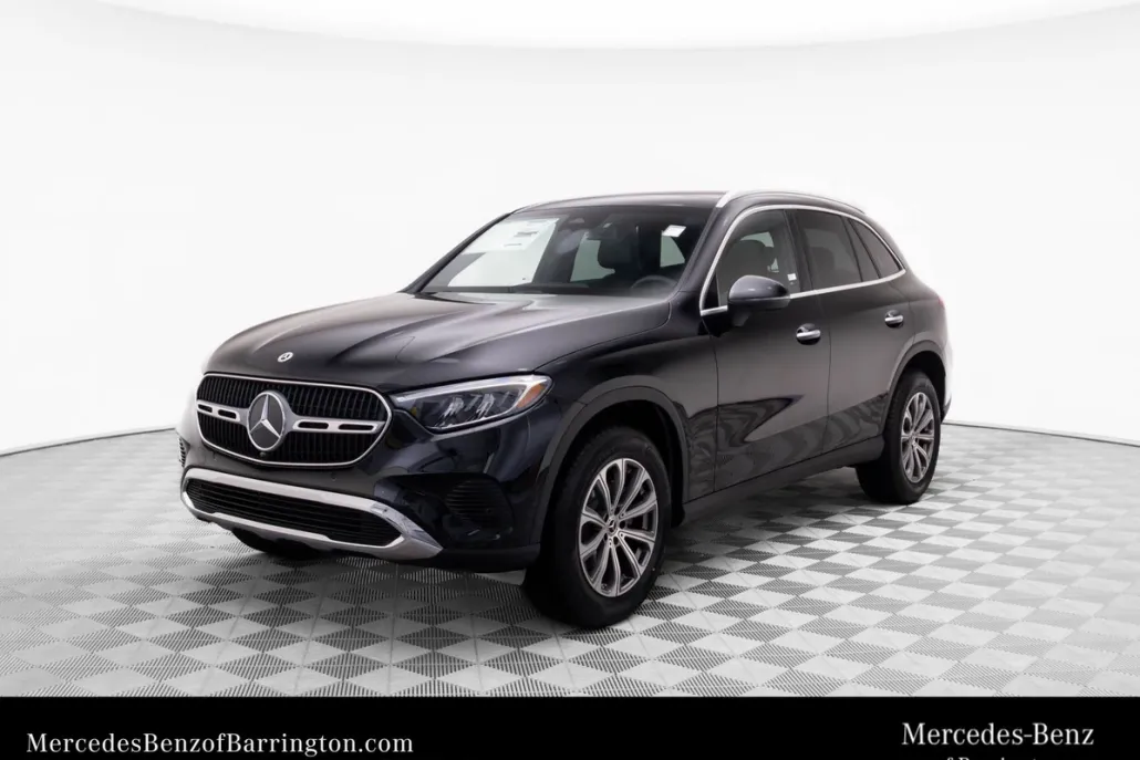 2025 Mercedes Benz GLC 300 4MATIC photo 1