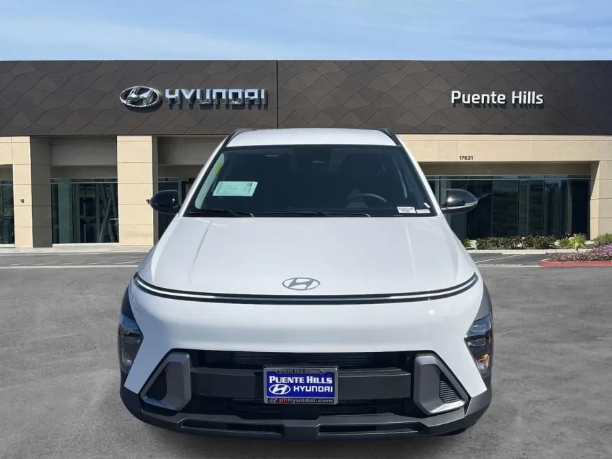 2026 Hyundai Kona SEL photo 1