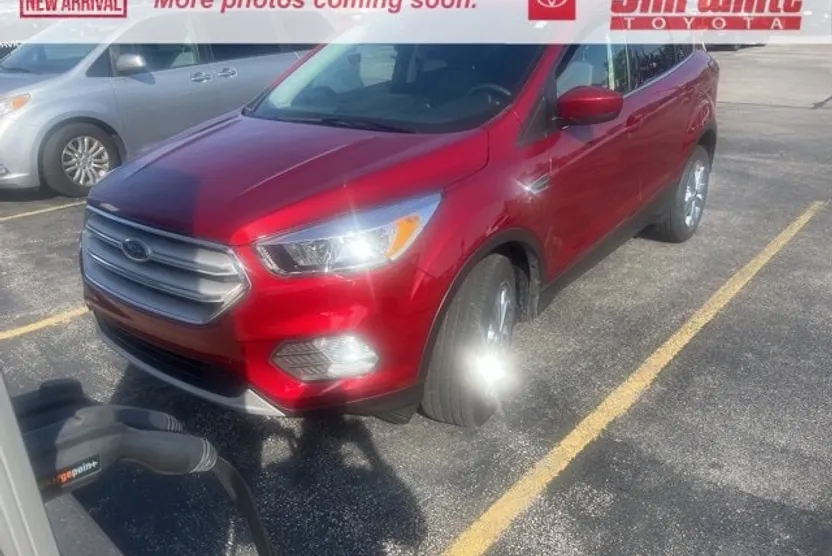 2019 Ford Escape SE photo 1