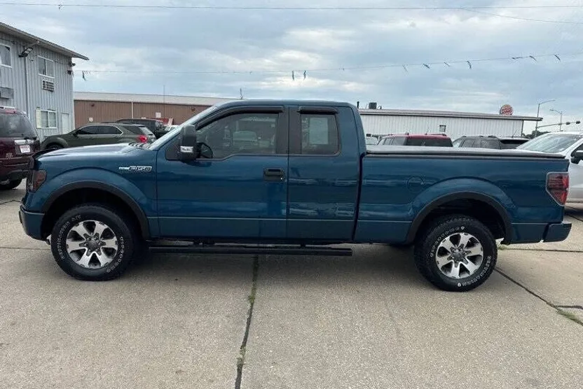 2013 Ford F-150 STX photo 1