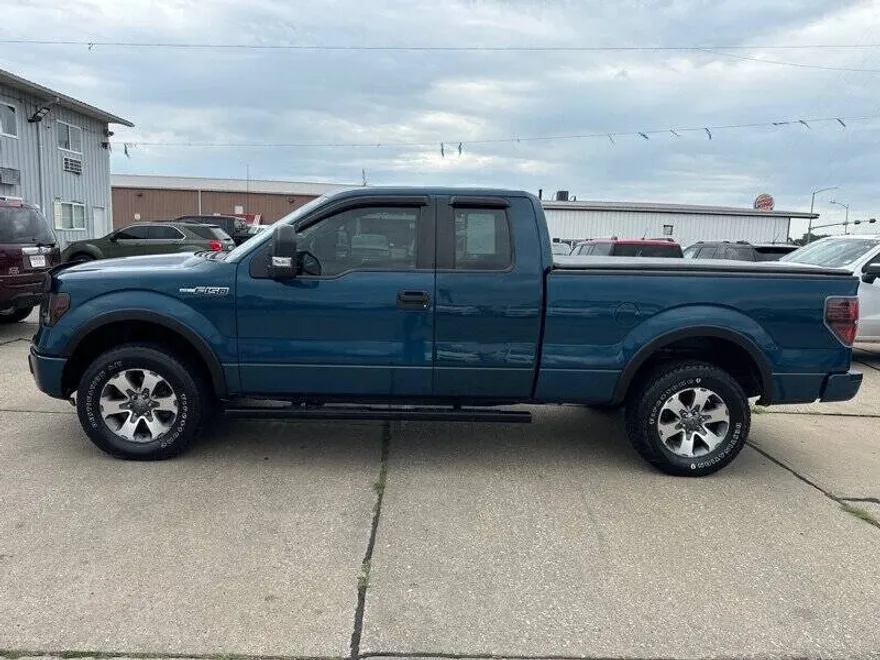 2013 Ford F-150 STX photo 1
