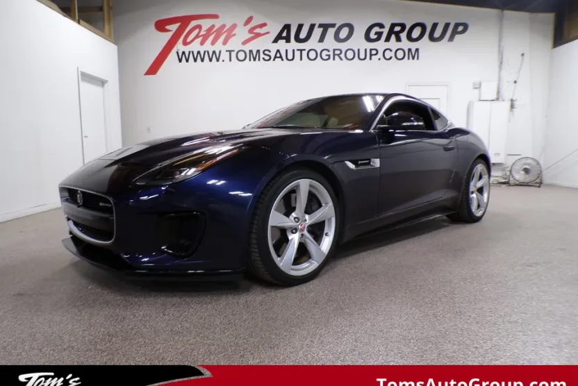 2019 Jaguar F-TYPE R-Dynamic photo 1