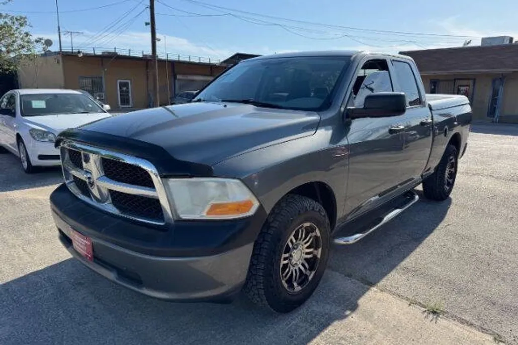2010 Dodge Ram ST photo 1