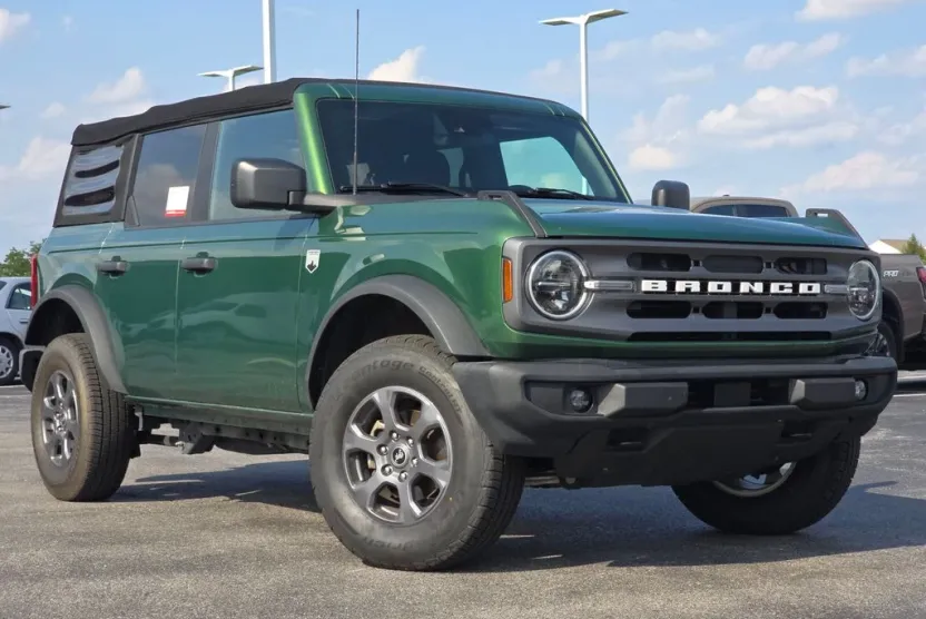2022 Ford Bronco Big Bend photo 1