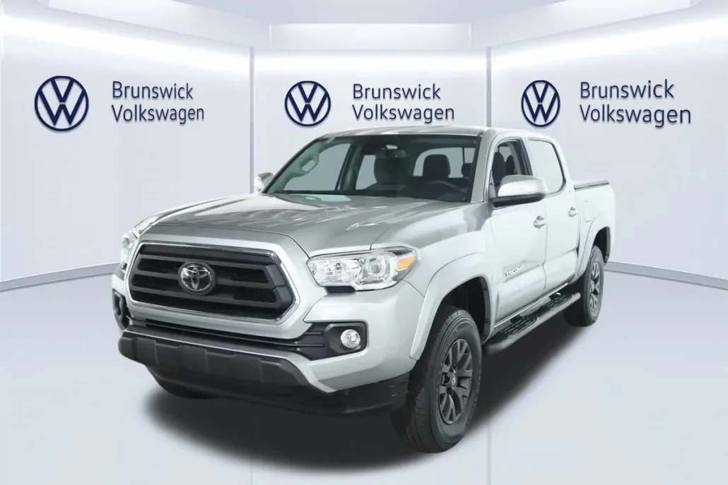 2023 Toyota Tacoma SR5 V6 photo 1