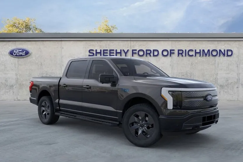 2025 Ford F-150 Lightning photo 1