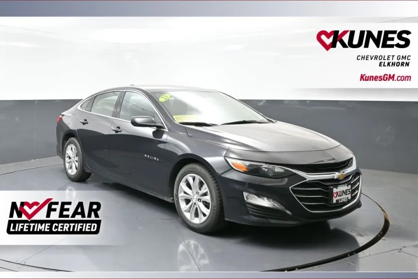 2023 Chevrolet Malibu 1LT photo 1