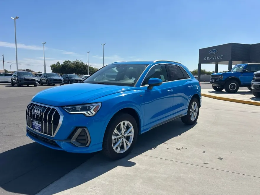 2023 Audi Q3 Premium S line photo 1