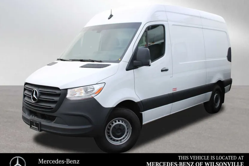 2023 Mercedes Benz Sprinter 2500 Standard Roof photo 1