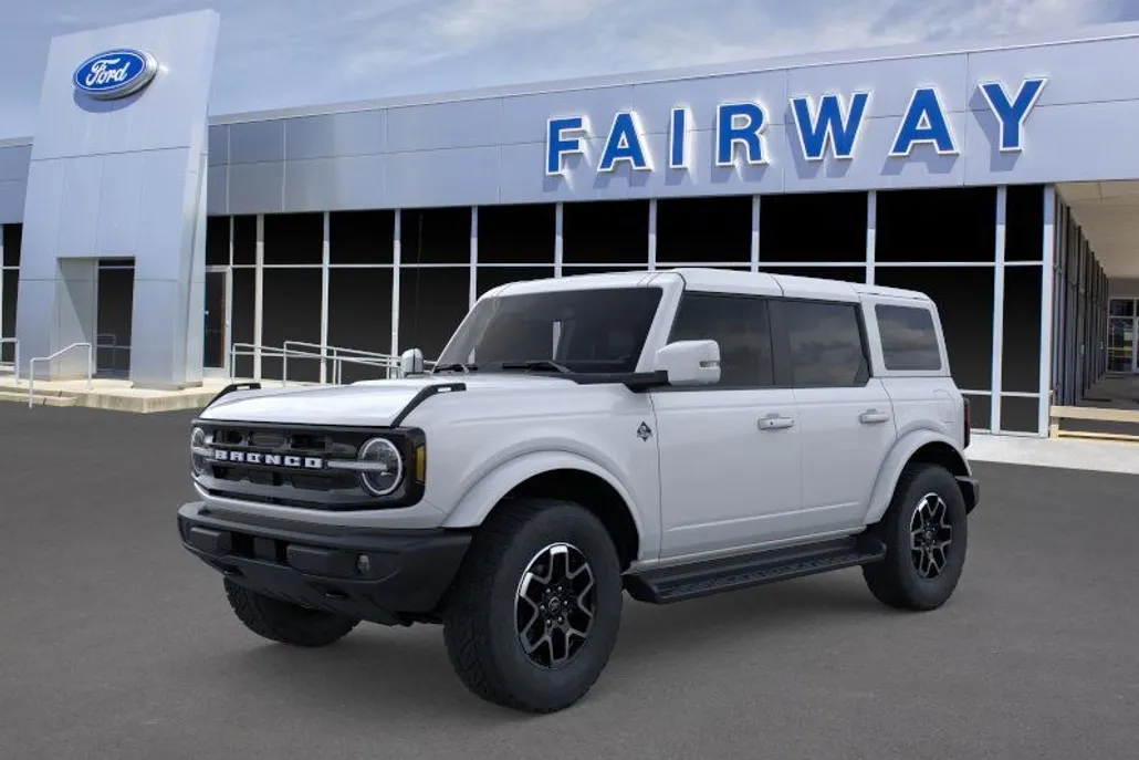 2025 Ford Bronco Outer Banks photo 1