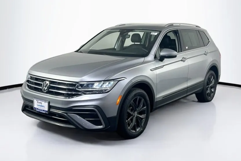 2022 Volkswagen Tiguan SE photo 1