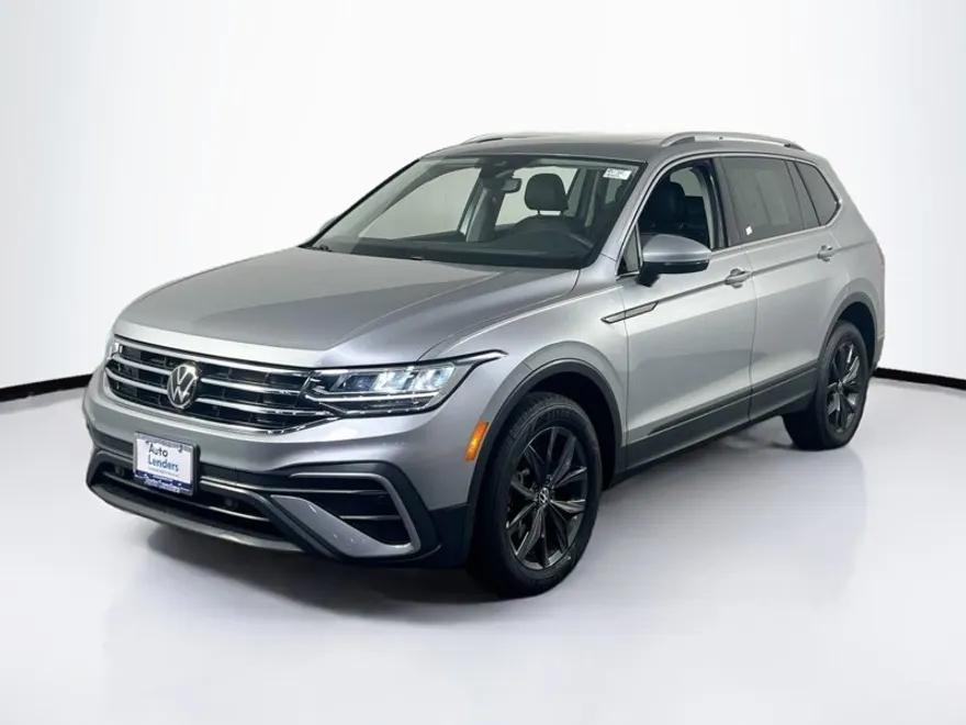 2022 Volkswagen Tiguan SE photo 1