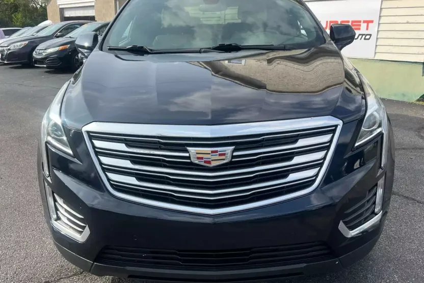 2017 Cadillac XT5 Luxury Sport photo 1