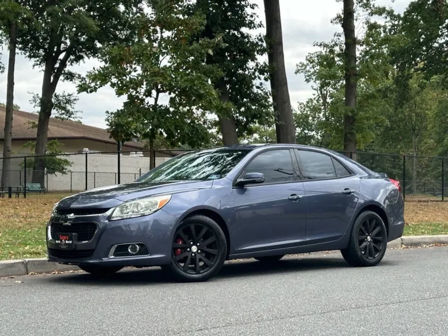 2014 Chevrolet Malibu 2LT photo 1