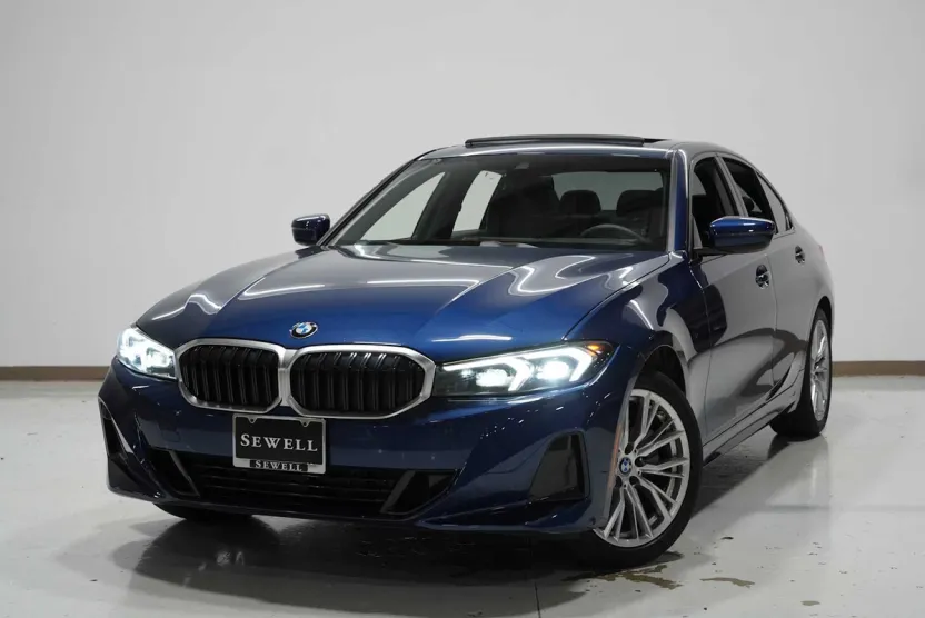 2023 Bmw 330i photo 1