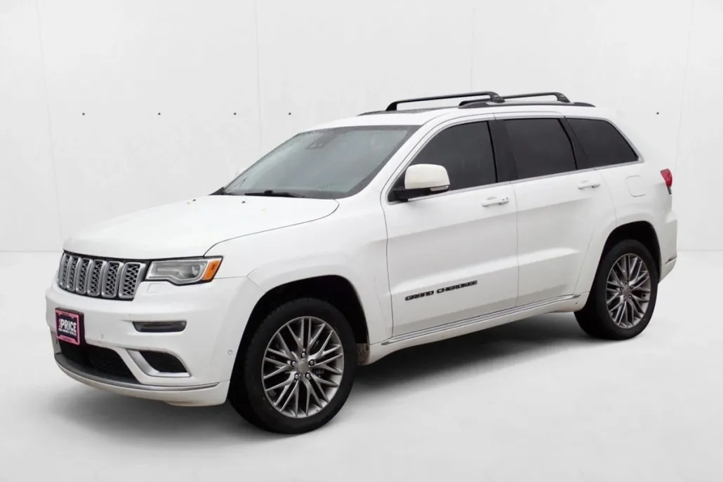 2017 Jeep Grand Cherokee Summit photo 1