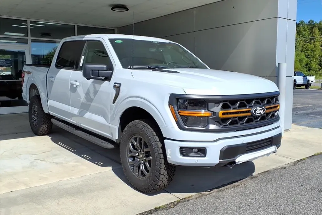 2025 Ford F-150 Tremor photo 1