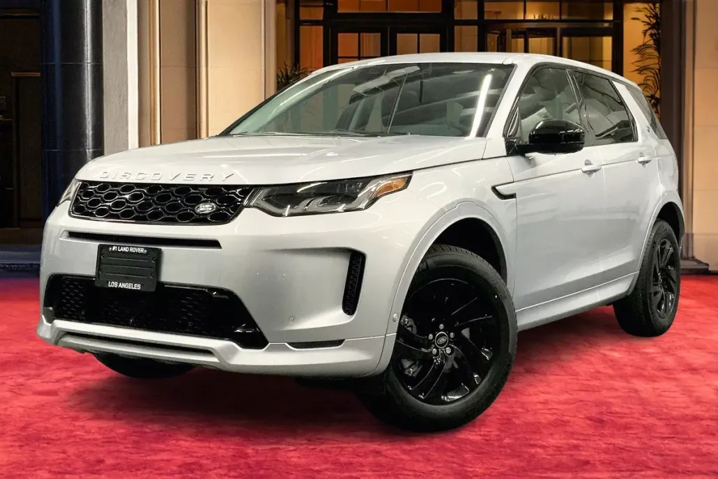 2025 Land Rover Discovery Sport S photo 1