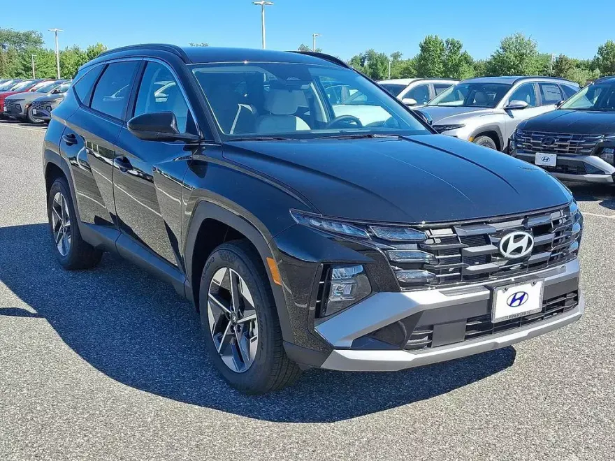 2025 Hyundai Tucson SEL photo 1
