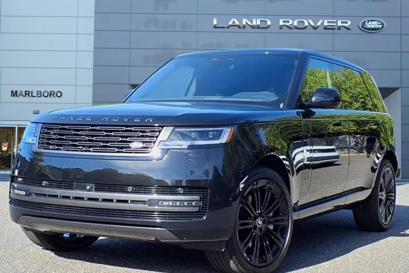 2025 Land Rover Range Rover SE photo 1