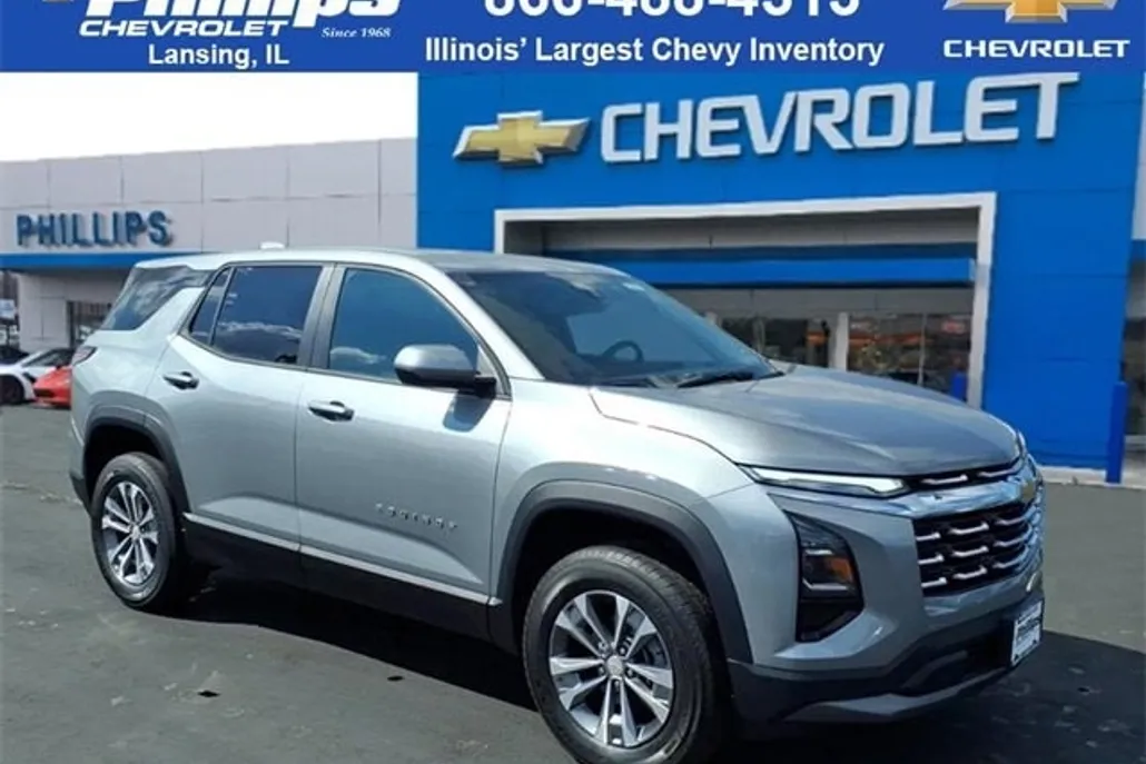 2026 Chevrolet Equinox LT photo 1