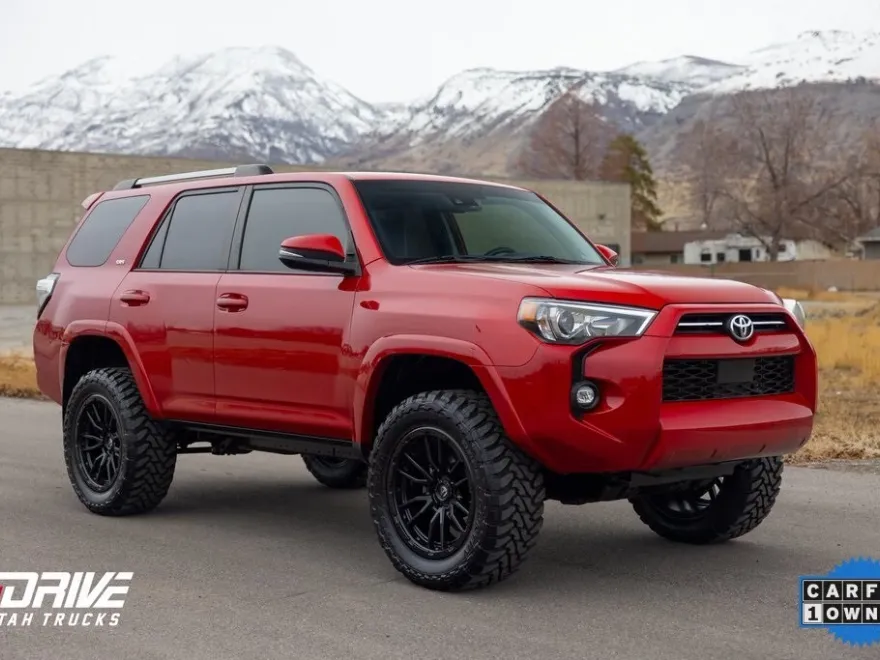2022 Toyota 4Runner SR5 Premium photo 1