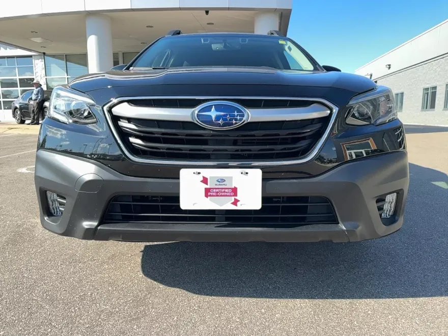 2022 Subaru Outback Premium photo 1