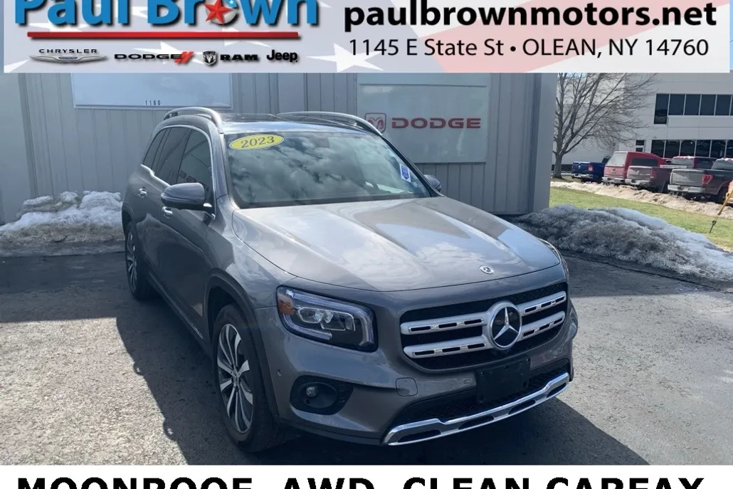 2023 Mercedes Benz GLB 250 4MATIC photo 1